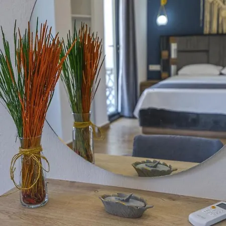 In Kas With Pool Jacuzzi Garden And Porch Hotel 4*